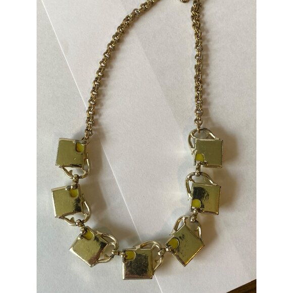 Vintage Lemon Yellow Thermoset Necklace With Gold-Tone Chain Links & Retro Chic - Picture 6 of 11